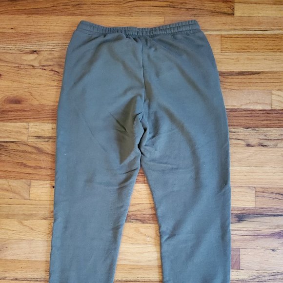 MWL Easygoing Sweatpants: Flower Embroidered Edition - Picture 5 of 9